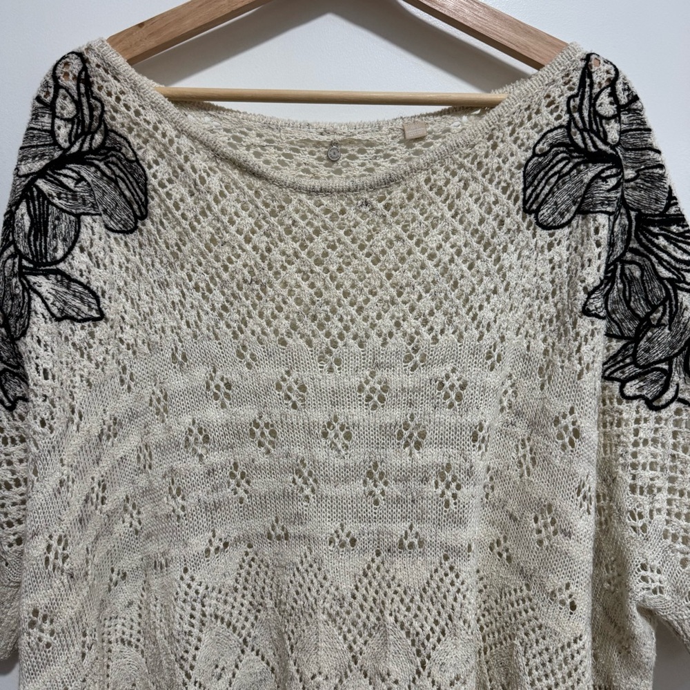 Knitted & Knotted Anthropologie Floral Embroidery Oversized Luana Poncho Sweater - Picture 3 of 14
